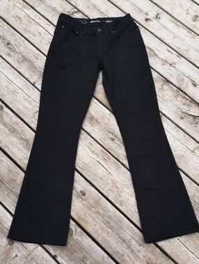 Levi's black 'bootcut skinny' jeans